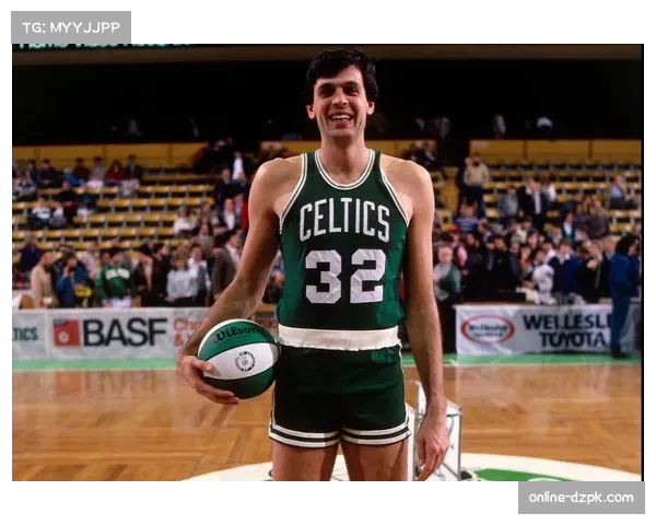 埃尔切后卫福特肩部受伤休战 后防线人员轮换面临压力测试